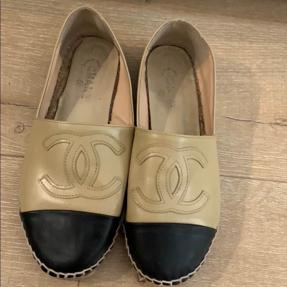 Chanel espadrilles flats